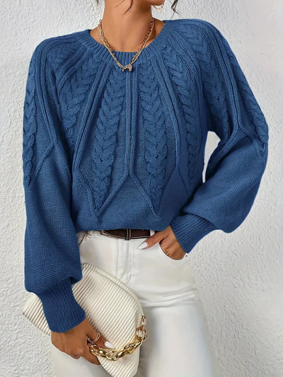 Alina - Lässiger und eleganter Twisted-Pullover
