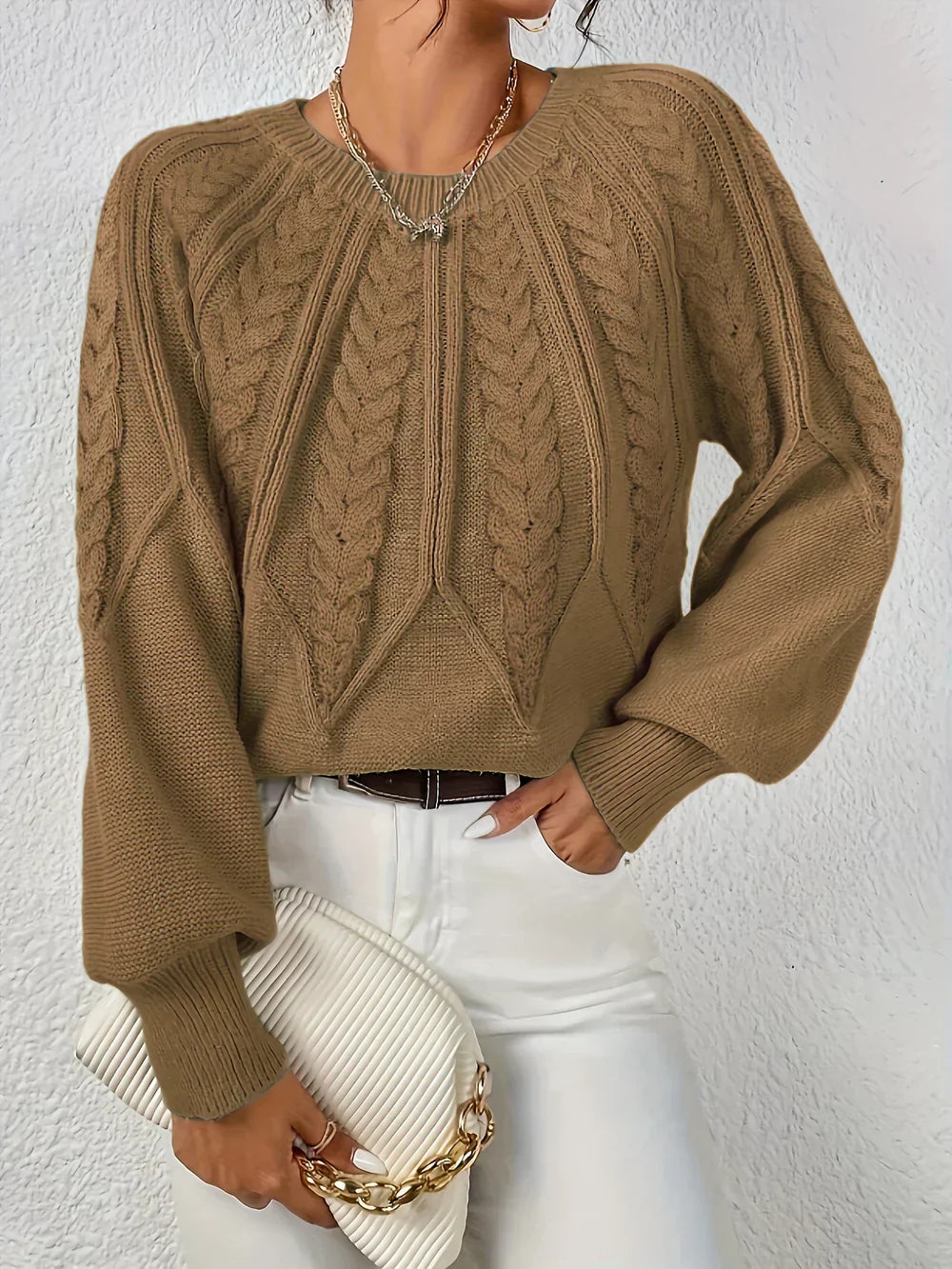 Alina - Lässiger und eleganter Twisted-Pullover