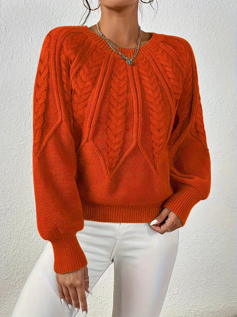 Alina - Lässiger und eleganter Twisted-Pullover